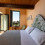 Palazzo Previtera & Restaurant Guest house