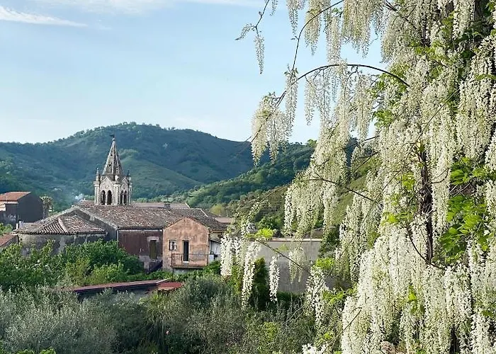 Palazzo Previtera & Restaurant 3*