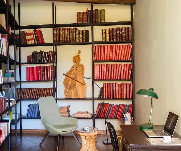 Casa de hóspedes Palazzo Previtera & Restaurant 3*